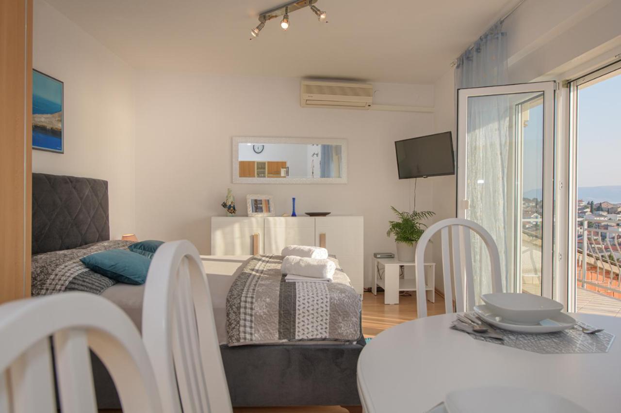 Apartmani Tena Selce Exterior photo