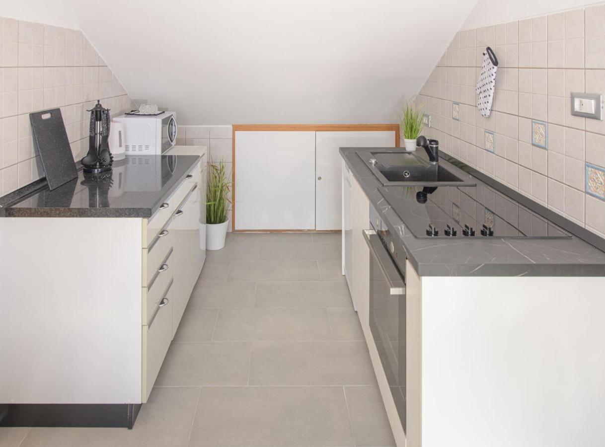 Apartmani Tena Selce Exterior photo